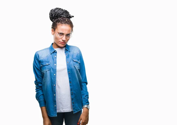 Ung Flätad Hår Afrikanska Amerikanska Flickan Bär Glasögon Över Isolerade — Stockfoto
