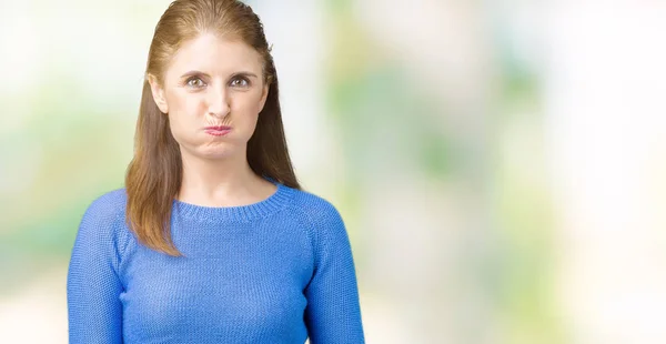 Schöne Reife Frau Mittleren Alters Die Winterpullover Über Isoliertem Hintergrund — Stockfoto