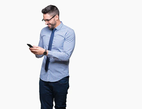 Joven Hombre Negocios Usando Teléfono Inteligente Sobre Fondo Aislado Con —  Fotos de Stock