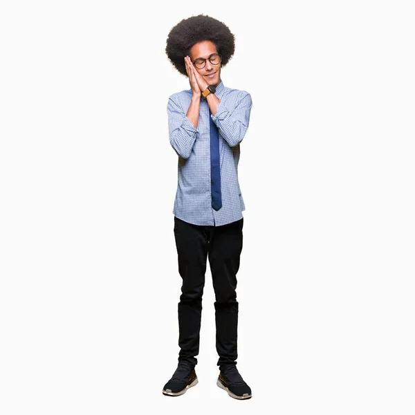 Junger Afrikanisch Amerikanischer Geschäftsmann Mit Afro Haaren Und Brille Schläft — Stockfoto