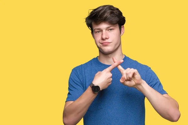 Joven Hombre Guapo Vistiendo Camiseta Azul Sobre Fondo Aislado Expresión —  Fotos de Stock