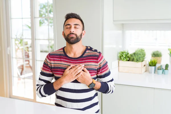 Hombre Hispano Guapo Usando Jersey Rayas Casa Sonriendo Con Las —  Fotos de Stock