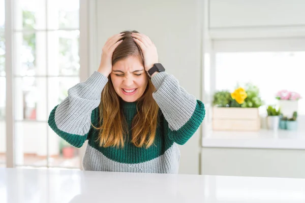 Young Beautiful Size Woman Wearing Casual Striped Sweater Suffering Headache — 스톡 사진