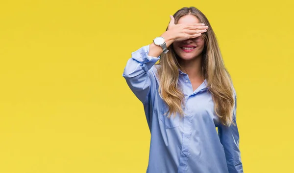 Jovem Mulher Negócios Loira Bonita Usando Óculos Sobre Fundo Isolado — Fotografia de Stock