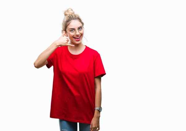 Junge Schöne Blonde Frau Mit Rotem Shirt Und Brille Vor — Stockfoto