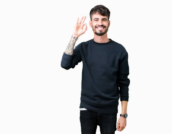 Homem Bonito Jovem Sobre Fundo Isolado Sorrindo Positivo Fazendo Sinal — Fotografia de Stock