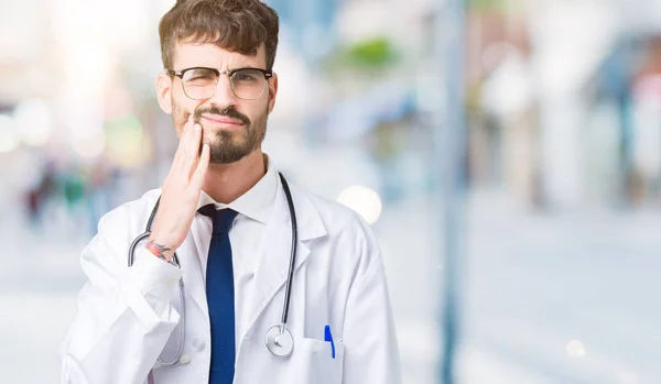 Young Doctor Man Wearing Hospital Coat Isolated Background Touching Mouth — Stock Photo, Image