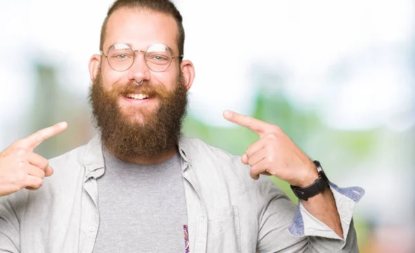 Young Blond Man Wearing Glasses Smiling Confident Showing Pointing Fingers — Stock Photo, Image