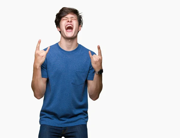 Jonge Knappe Man Draagt Blauw Shirt Geïsoleerde Achtergrond Schreeuwen Met — Stockfoto