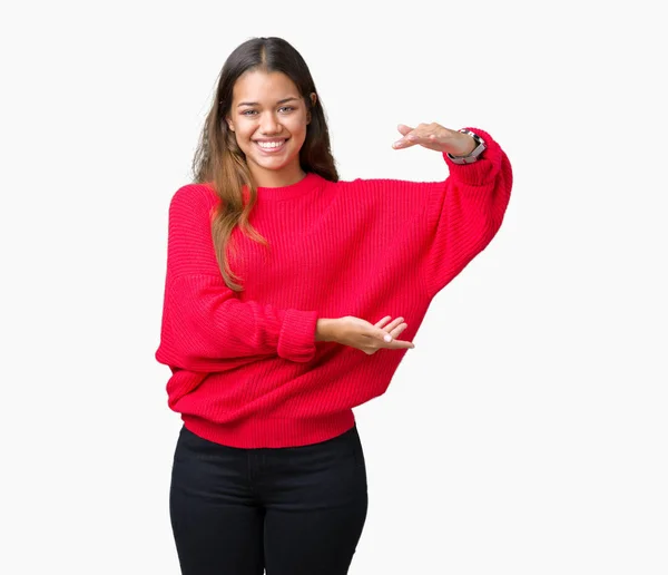 Joven Mujer Morena Hermosa Con Suéter Rojo Invierno Sobre Fondo — Foto de Stock