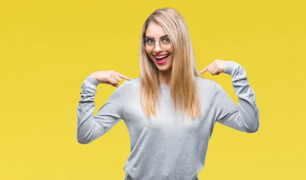 Giovane Bella Donna Bionda Che Indossa Occhiali Sfondo Isolato Guardando — Foto Stock