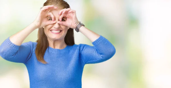 Schöne Reife Frau Mittleren Alters Die Winterpullover Über Isoliertem Hintergrund — Stockfoto