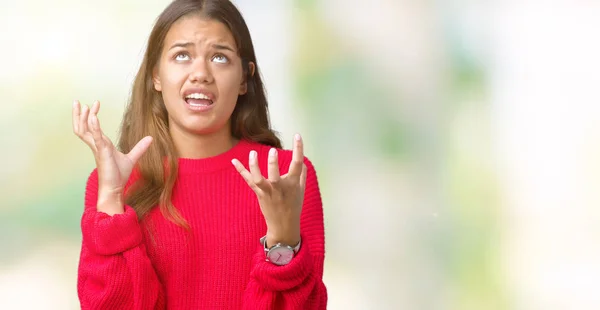 Jonge Mooie Brunette Vrouw Dragen Rode Winter Trui Geïsoleerde Achtergrond — Stockfoto