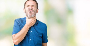 Yakışıklı orta yaş zarif komuta sizde izole üzerinde arka plan ağrılı boyun, boğaz gribi, kesek ve enfeksiyon için dokunaklı