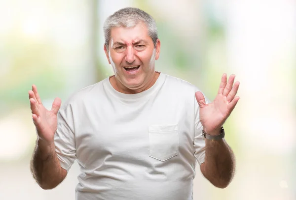 Pěkný Starší Muž Nad Izolované Pozadí Crazy Šílený Křik Řvát — Stock fotografie
