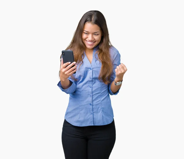 Young Beautiful Brunette Business Woman Using Smartphone Isolated Background Screaming — Stock Photo, Image