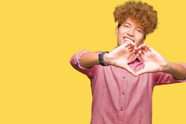 Jovem Homem Negócios Bonito Com Cabelo Afro Sorrindo Amor Mostrando — Fotografia de Stock