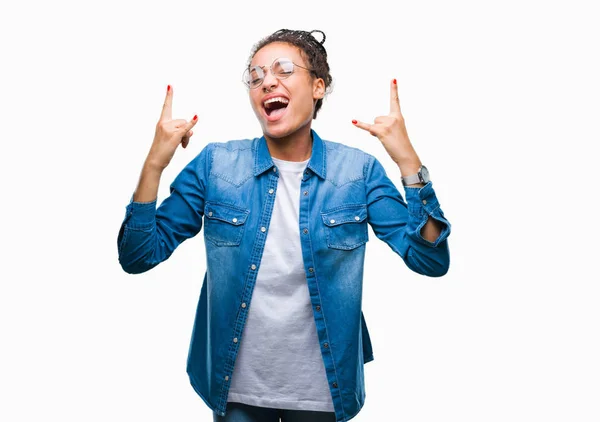 Jovem Trançado Cabelo Afro Americano Menina Vestindo Óculos Sobre Fundo — Fotografia de Stock