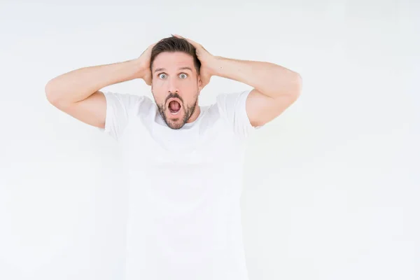 Jovem Bonito Homem Vestindo Casual Branco Shirt Sobre Isolado Fundo — Fotografia de Stock