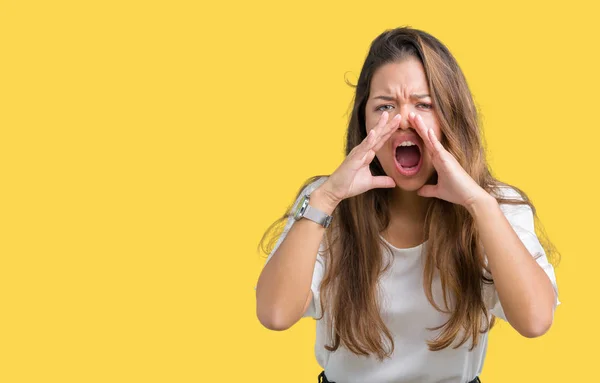 Junge Schöne Brünette Geschäftsfrau Über Isolierten Hintergrund Schreit Wütend Laut — Stockfoto