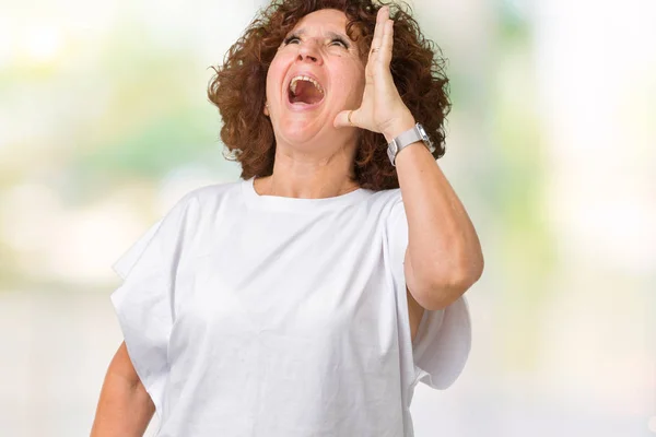 Hermosa Mujer Mediana Edad Ager Vistiendo Camiseta Blanca Sobre Fondo —  Fotos de Stock