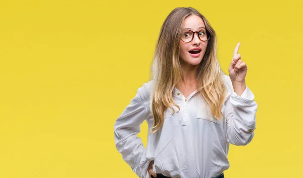 Ung Vacker Blond Affärskvinna Glasögon Över Isolerade Bakgrund Pekande Finger — Stockfoto