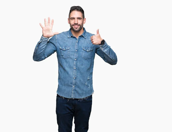 Joven Hombre Guapo Sobre Fondo Aislado Mostrando Señalando Hacia Arriba — Foto de Stock