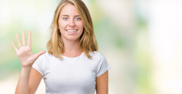 Mooie Jonge Vrouw Dragen Casual Wit Shirt Geïsoleerde Achtergrond Weergeven — Stockfoto