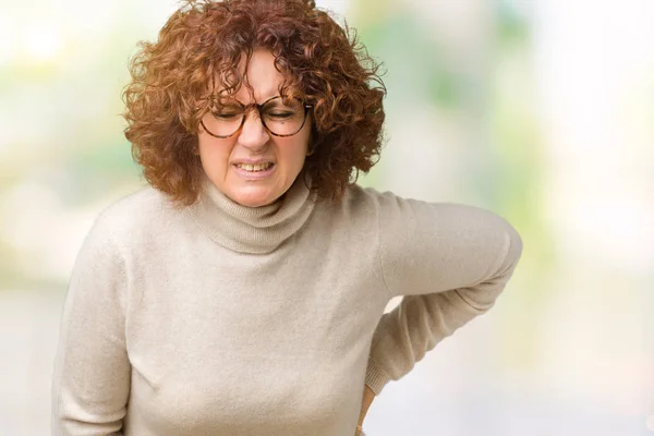 Hermosa Mujer Mediana Edad Ager Usando Suéter Cuello Alto Gafas —  Fotos de Stock