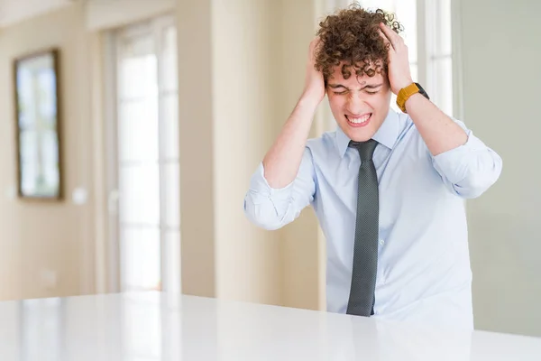 Young Business Man Wearing Tie Suffering Headache Desperate Stressed Because — Stock Photo, Image