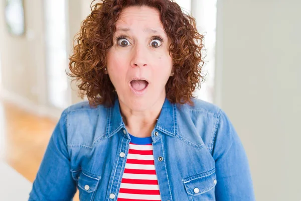 Beautiful Senior Woman Afraid Shocked Surprise Expression Fear Excited Face — Stock Photo, Image