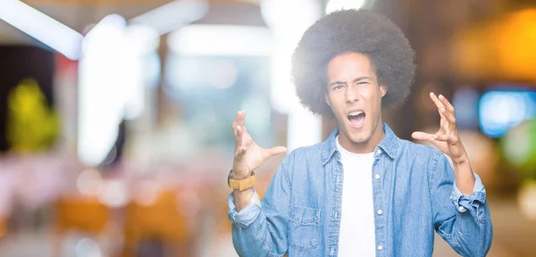 Jeune Homme Afro Américain Aux Cheveux Afro Criant Frustré Par — Photo