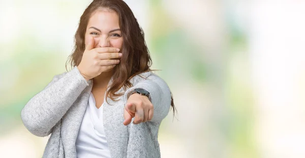 Hermosa Mujer Joven Tamaño Grande Con Chaqueta Invierno Sobre Fondo — Foto de Stock