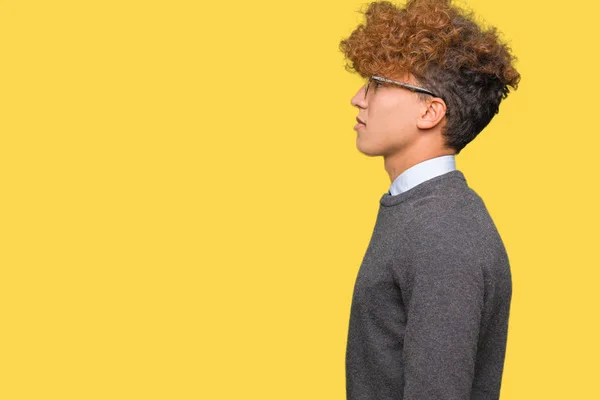 Ung Vacker Affärs Man Med Afro Hår Bär Glasögon Tittar — Stockfoto