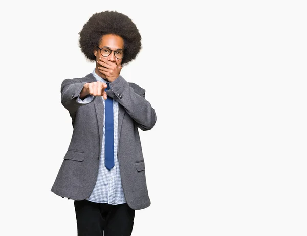 Jovem Homem Negócios Afro Americano Com Cabelo Afro Usando Óculos — Fotografia de Stock