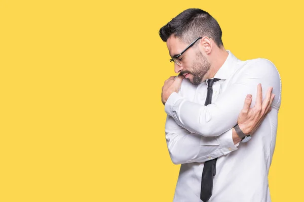 Joven Hombre Negocios Guapo Con Gafas Sobre Fondo Aislado Abrazándose —  Fotos de Stock