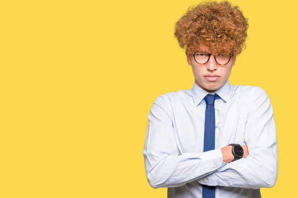 Junger Gutaussehender Geschäftsmann Mit Afro Brille Skeptisch Und Nervös Ablehnender — Stockfoto