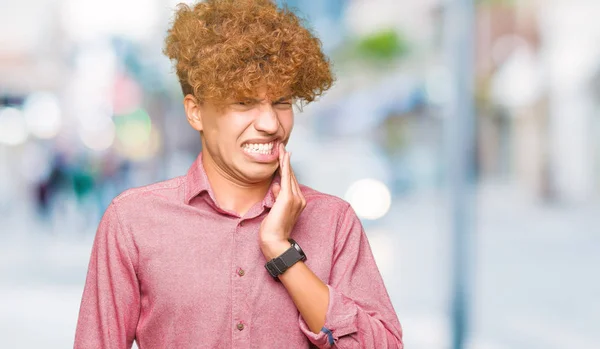 Giovane Uomo Affari Bello Con Capelli Afro Toccare Bocca Con — Foto Stock