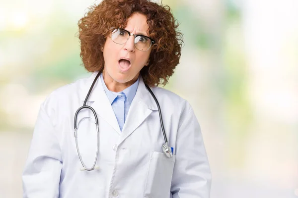 Middle Ager Senior Doctor Woman Isolated Background Shock Face Looking — Stock Photo, Image