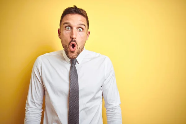 Young Handsome Business Man Wearing Elegant White Shirt Yellow Isolated — Stock Photo, Image