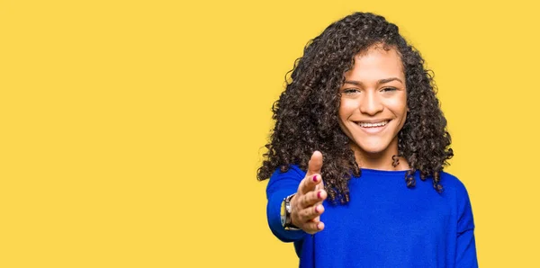 Young Beautiful Woman Curly Hair Wearing Winter Sweater Smiling Friendly — Stock Photo, Image