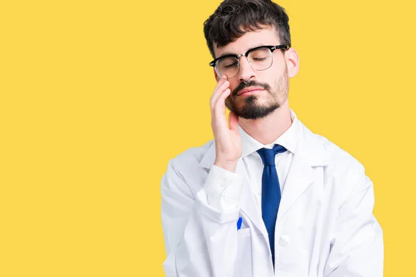 Young Professional Scientist Man Wearing White Coat Isolated Background Thinking — Stock Photo, Image