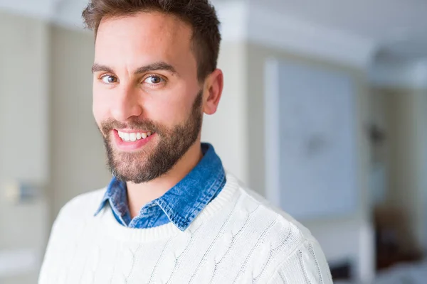 Handsome Man Smiling Positive Camera — Stock Photo, Image