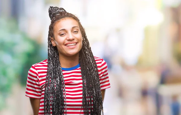 Unga Flätor Afrikanska Amerikanska Flickan Över Isolerade Bakgrund Med Glad — Stockfoto