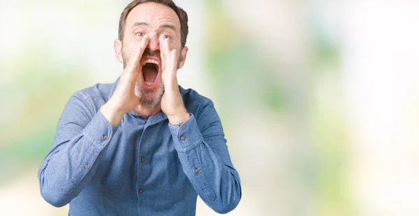 Bonito Meia Idade Elegante Sênior Sobre Isolado Fundo Gritando Irritado — Fotografia de Stock