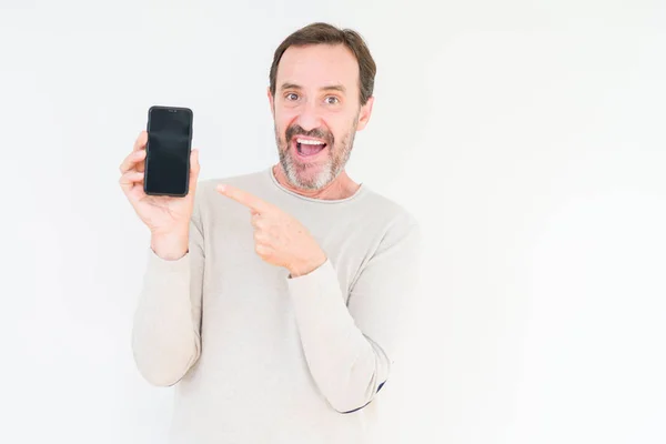 Senior Man Showing Smartphone Screen Isolated Background Very Happy Pointing — Stock Photo, Image