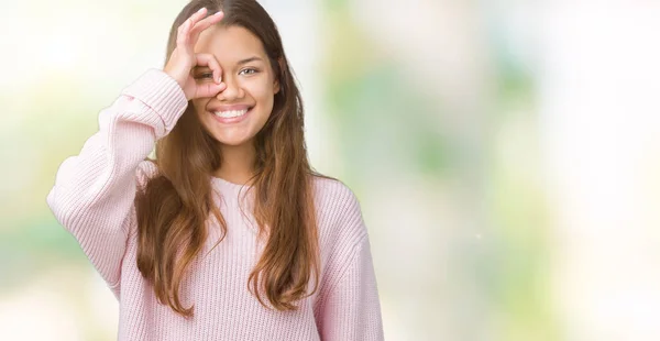 Junge Schöne Brünette Frau Trägt Rosa Winterpullover Über Isoliertem Hintergrund — Stockfoto