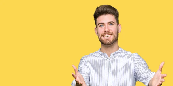 Young Handsome Man Looking Camera Smiling Open Arms Hug Cheerful — Stock Photo, Image