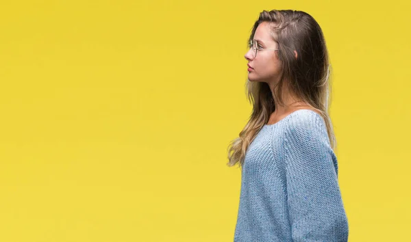 Junge Schöne Blonde Frau Trägt Pullover Und Brille Über Isoliertem — Stockfoto