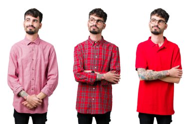 Izole arka plan üzerinde gözlük takan genç adamın kolaj yan görünümlü gülümseyerek ve düşünme uzak bakıyor.